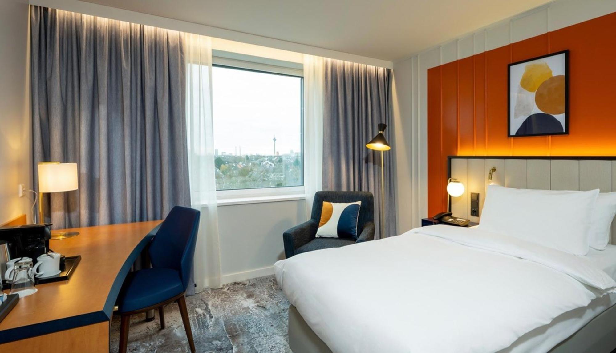 Standaard King Kamer met Uitzicht op Stad